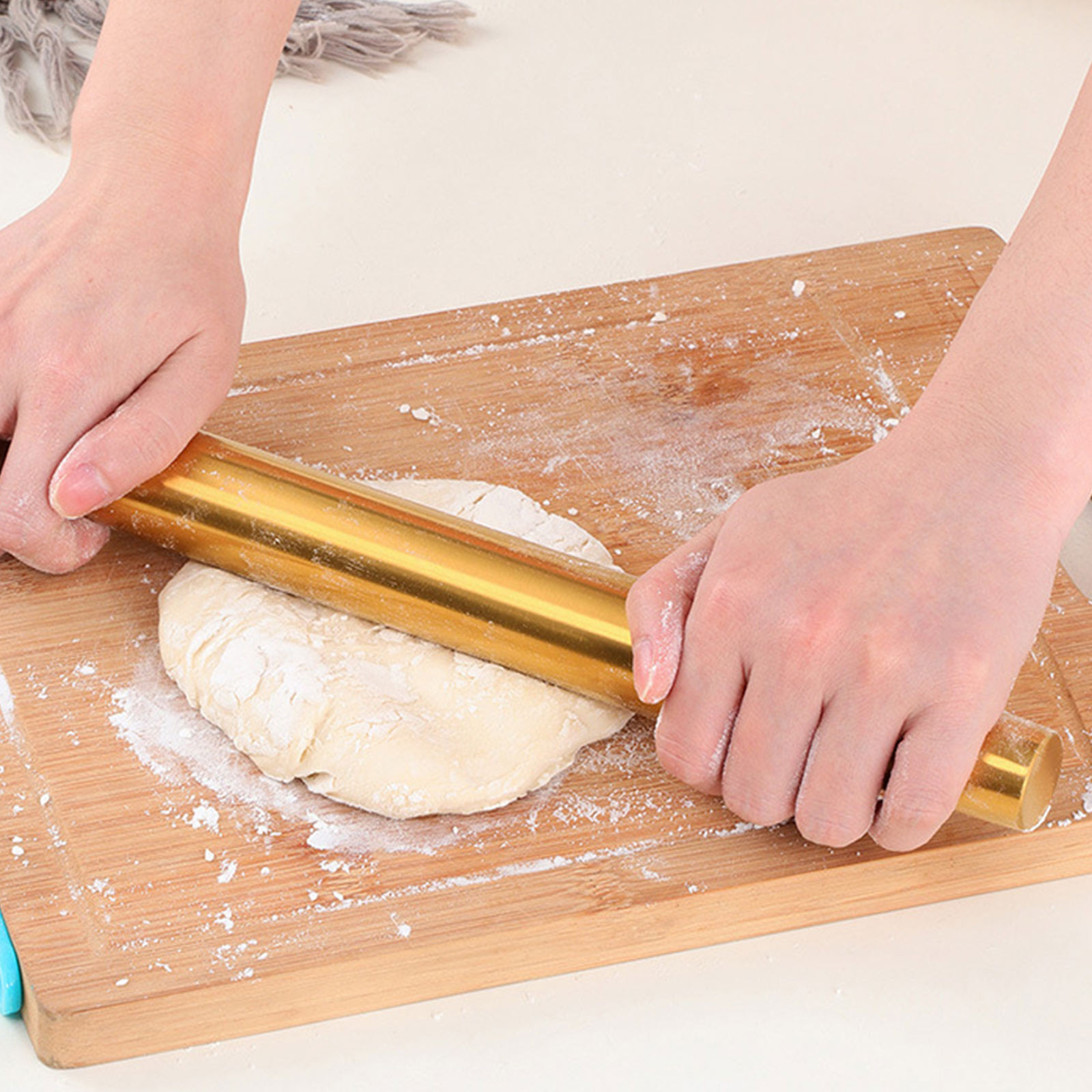 Kitchen Gadgets Gold - أداة خبز من الفولاذ المقاوم للصدأ