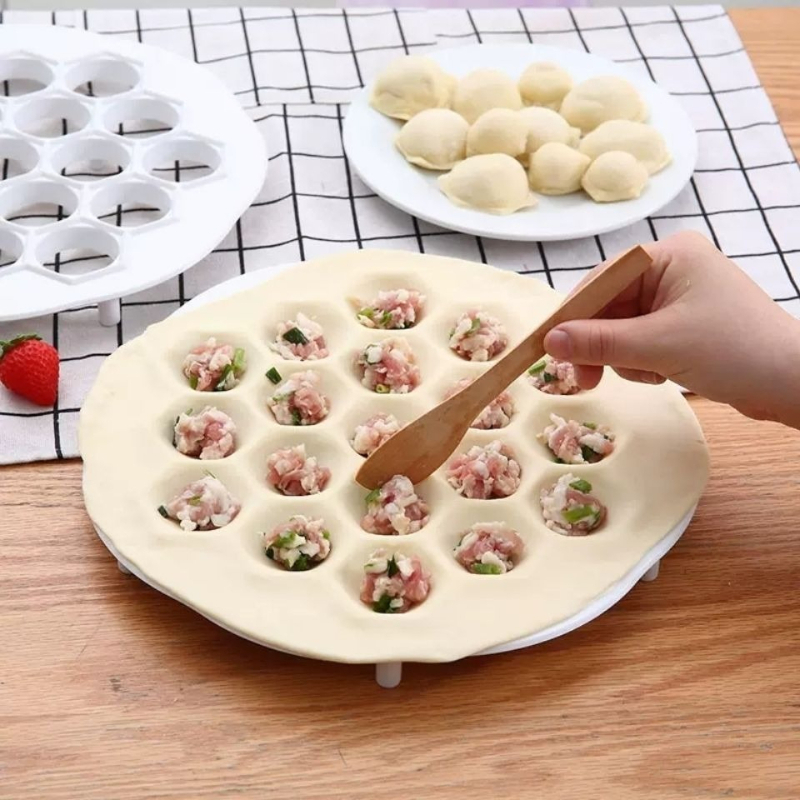 قالب صنع الزلابية بـ 19 فتحة،  - مراجعة Kitchen Gadgets Dumpling Maker وسعره